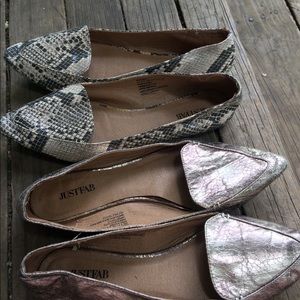 2 pairs of flexible flats